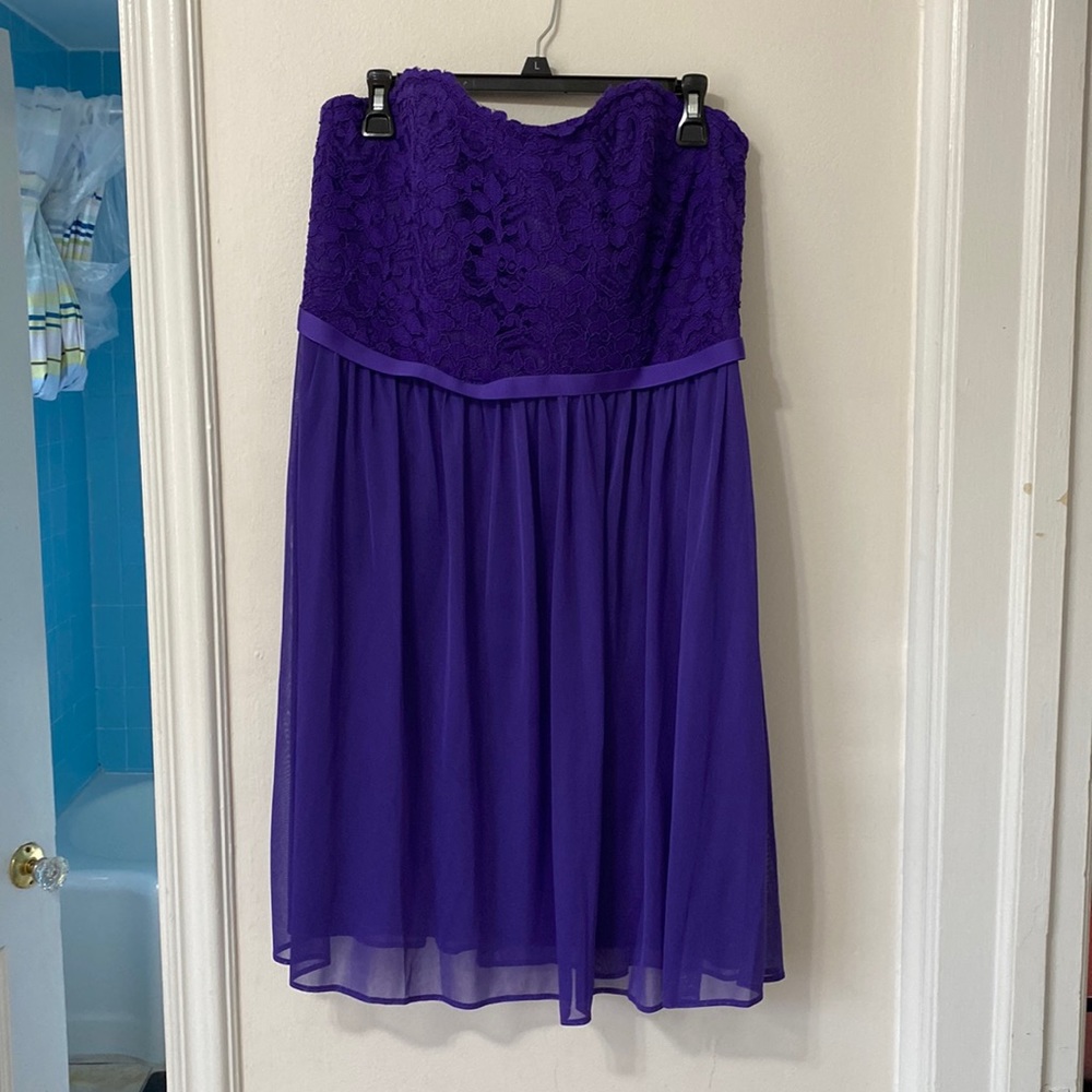 BRIDE cancels mid planning!   CHEATER.  Never worn. Bridesmaid dress.